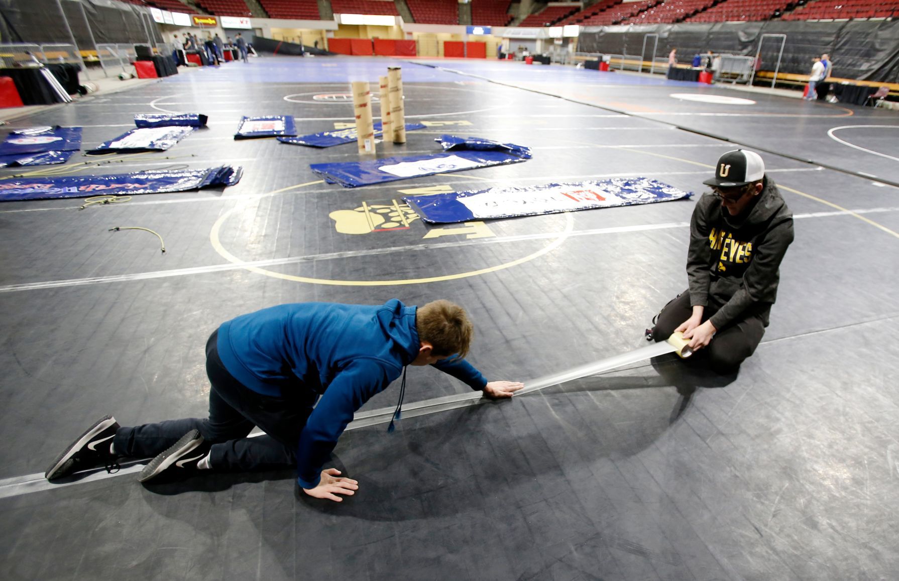 State wrestling tournament setup